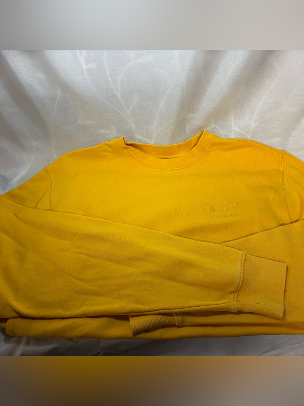 Nike Men’s Golden Yellow Crewneck Sweatshirt